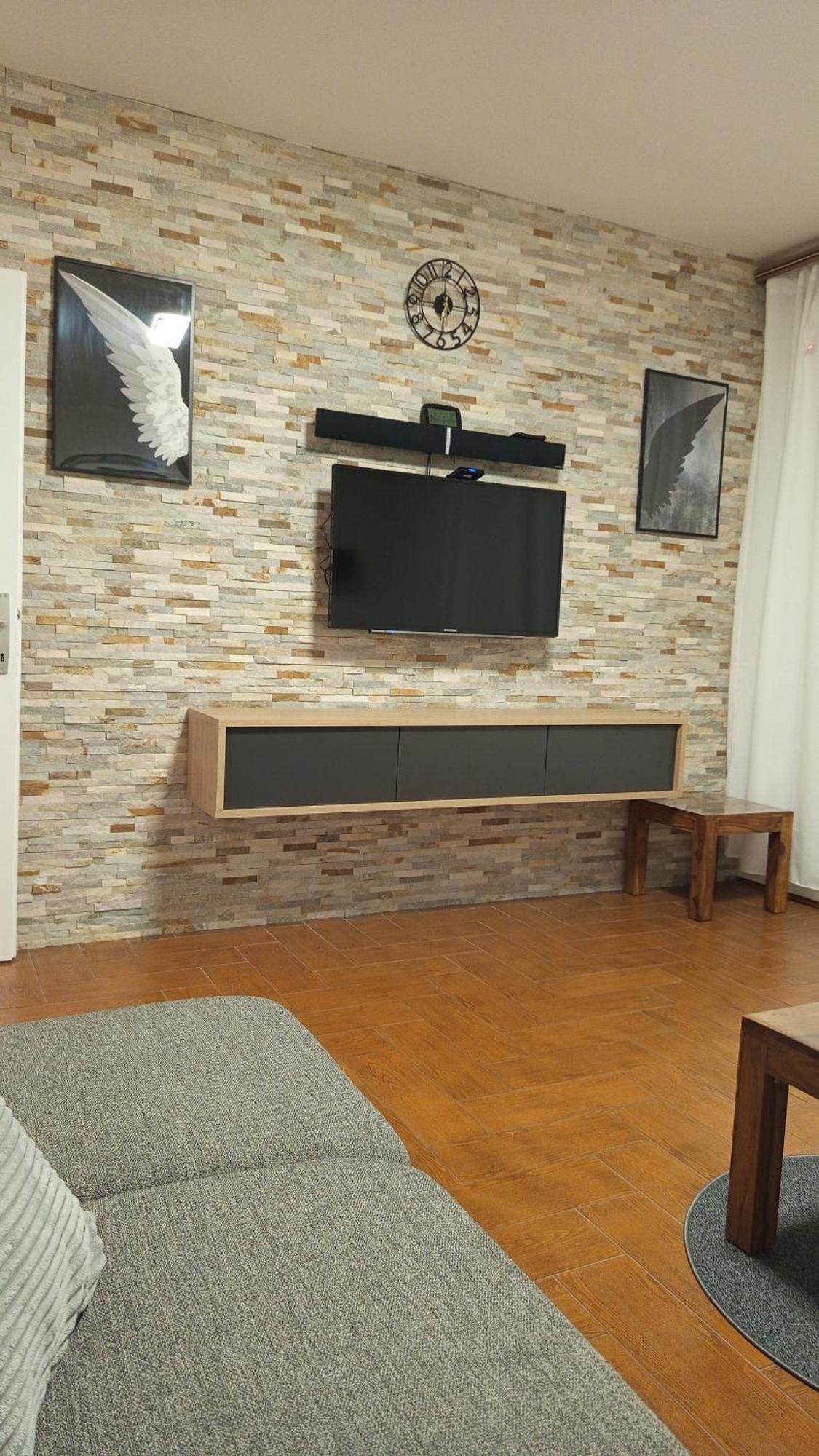 Apartments Maricic 200 Meters From The Beach Novi Vinodolski Rum bild