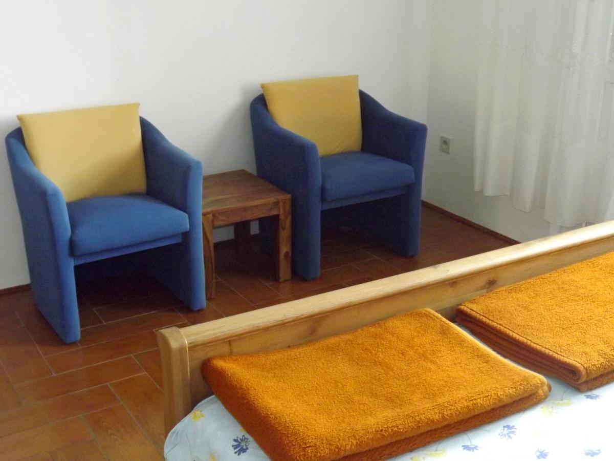 Apartments Maricic 200 Meters From The Beach Novi Vinodolski Exteriör bild