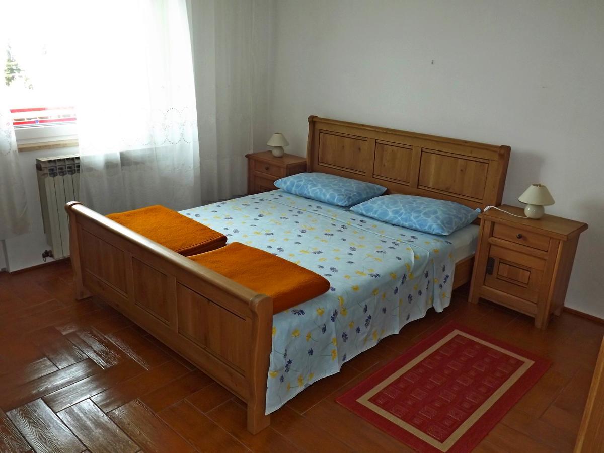 Apartments Maricic 200 Meters From The Beach Novi Vinodolski Exteriör bild